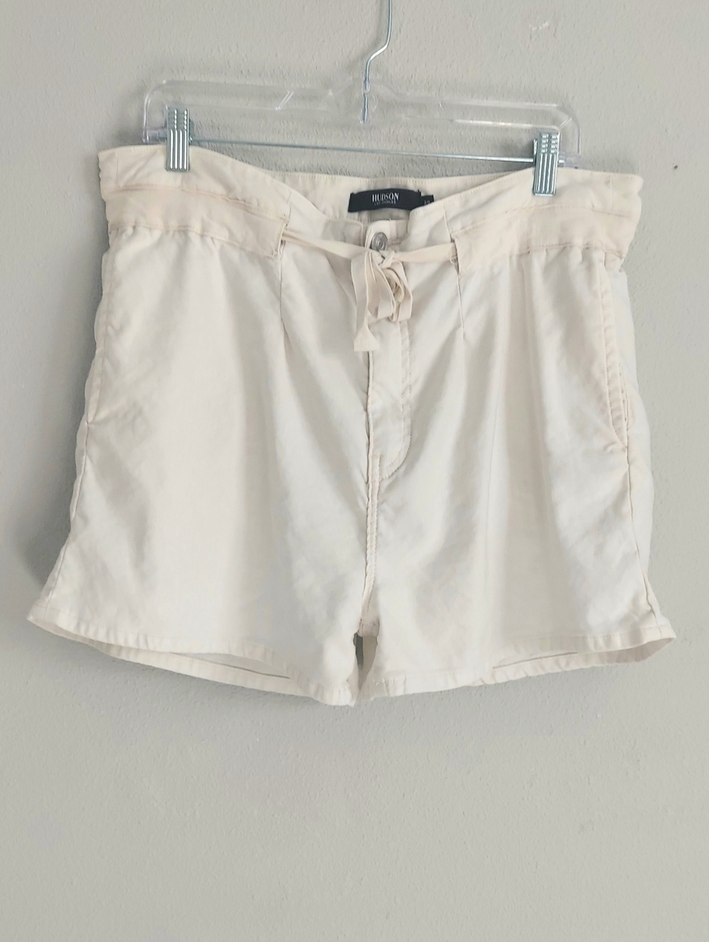 Hudson Los Angeles Paperbag Drawstring 100% Linen White Shorts Women Size 29